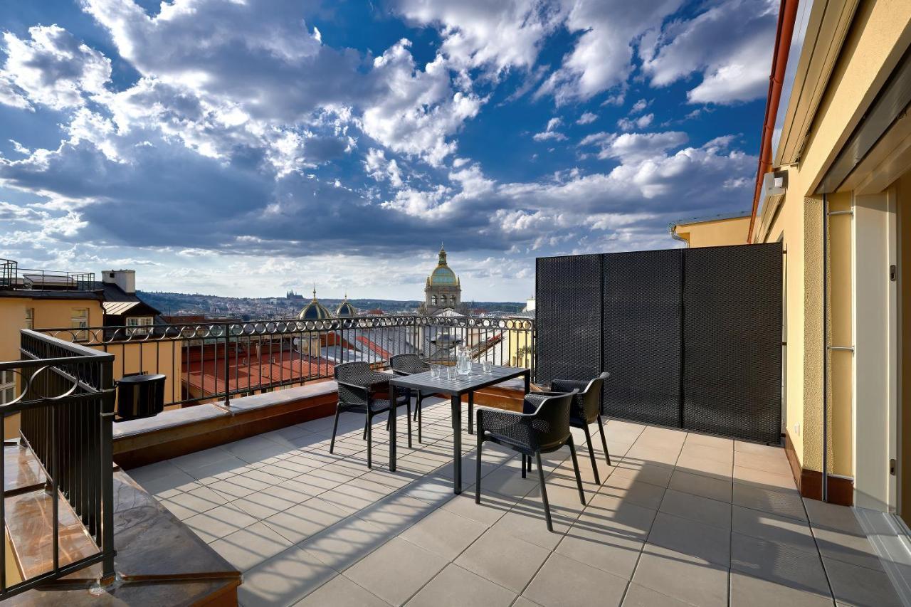 Downtown Suites Rubesova Прага Экстерьер фото